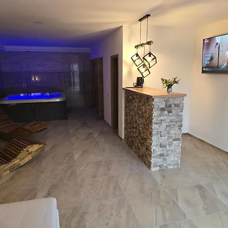 Neznasovy Restaurant - - Wellness - Sauna - Guest house