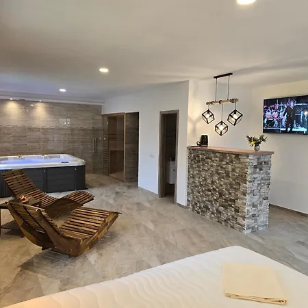 Neznasovy Restaurant - - Wellness - Sauna - Guest house *