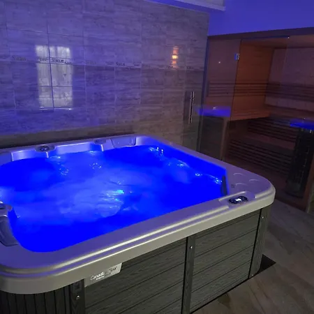 Guest house Neznasovy Restaurant - - Wellness - Sauna -