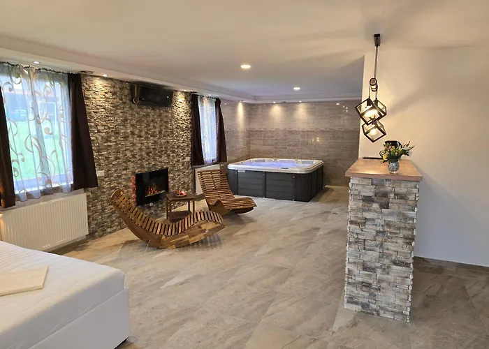 Neznasovy Restaurant - - Wellness - Sauna - Maison d'hôtes 3*