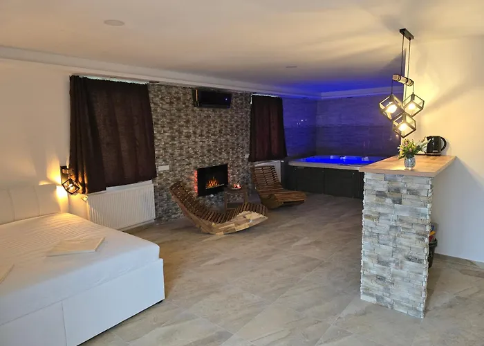 Neznasovy Restaurant - - Wellness - Sauna - 3* Vrhavec