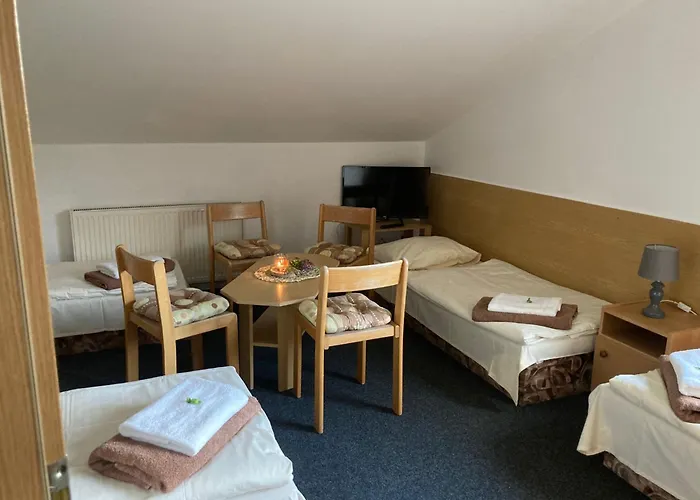 Neznasovy Restaurant - - Wellness - Sauna - Maison d'hôtes 3*